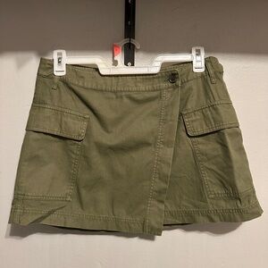 Universal Thread Green Cargo Skirt